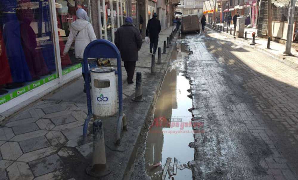 Altyapı Sonrası Öylece Bırakıldı