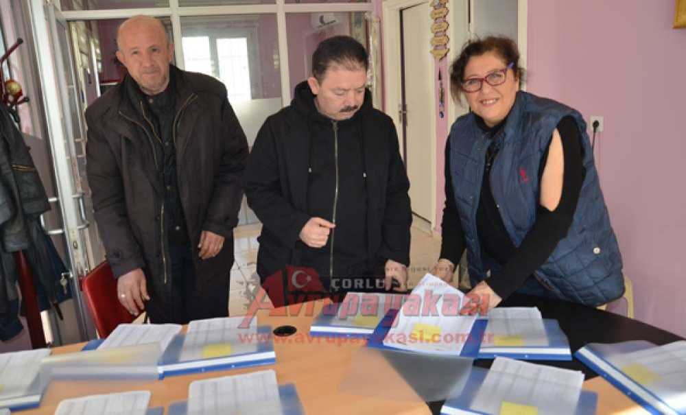 Reşadiye Mahalle Muhtarı Yelda Tuncer: “Herkes Vatandaşlık Görevini Yapsın”