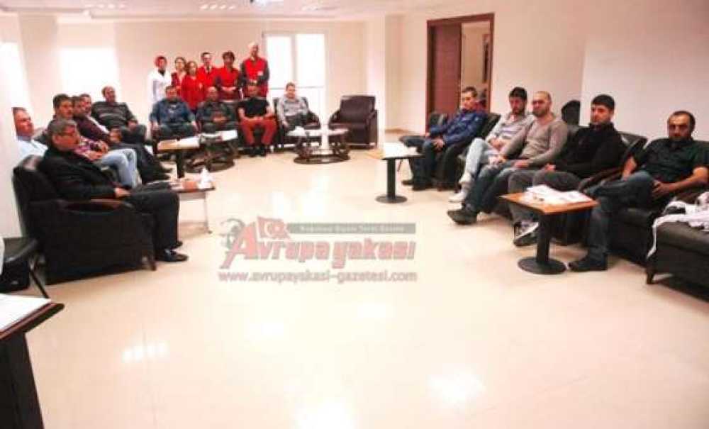 Kızılay Çorlu Şubesi`nin İlk Yardım Eğitimleri Devam Ediyor