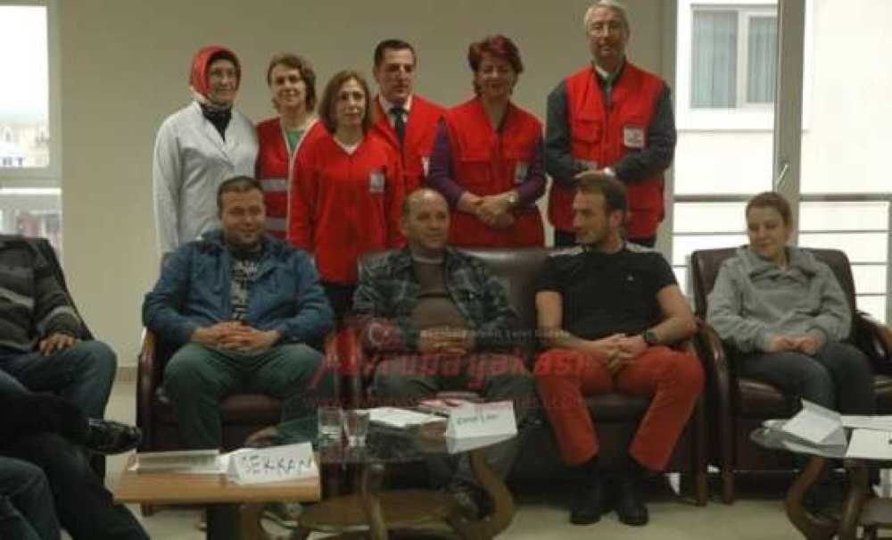Kızılay Çorlu Şubesi`nin İlk Yardım Eğitimleri Devam Ediyor