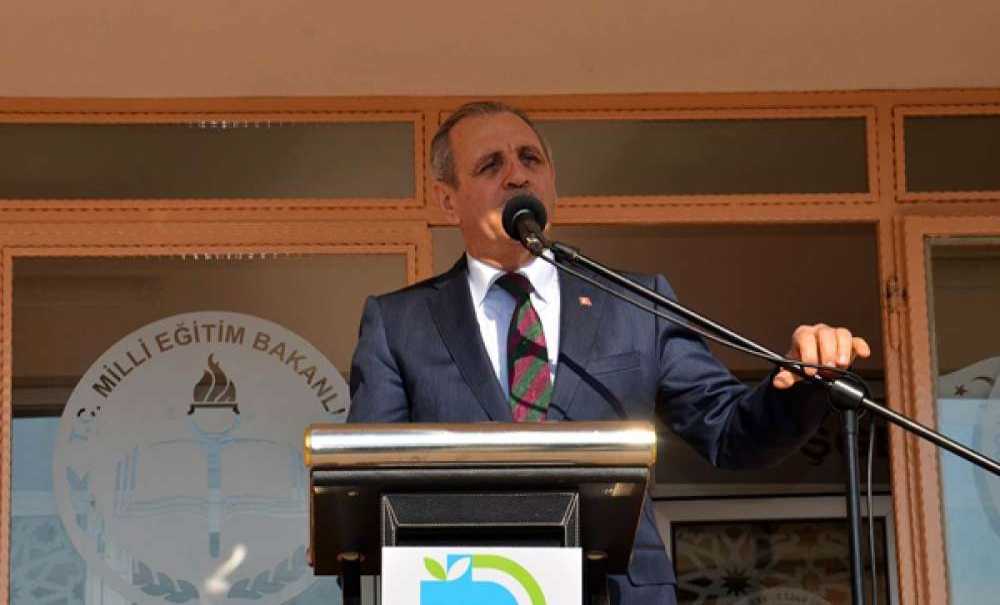 Vali Enver Salihoğlu İlkokulu Devir Teslim Töreni Gerçekleştirildi