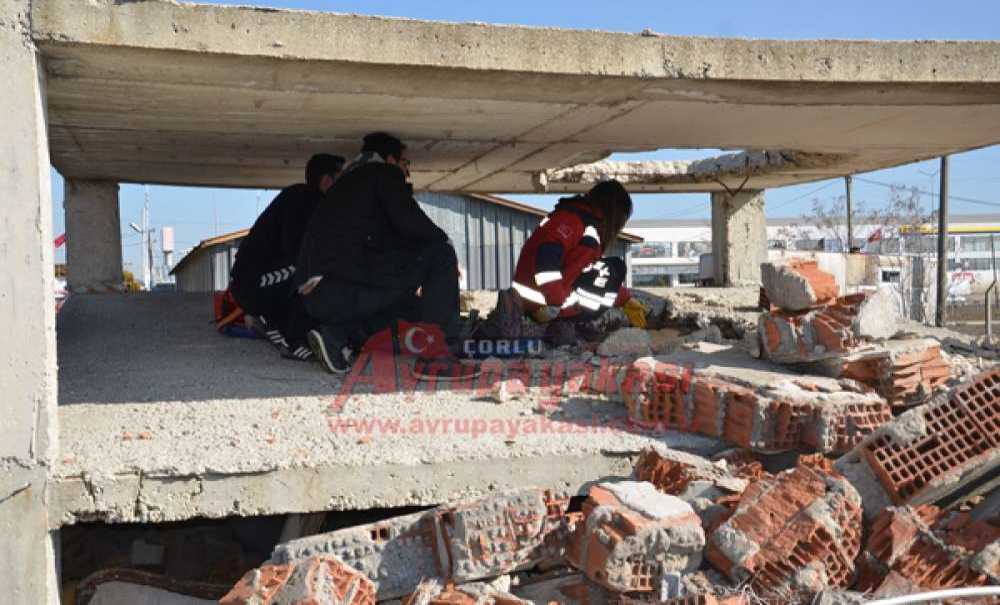 Afad Ekiplerinden Gerçeğini Aratmayan Tatbikat