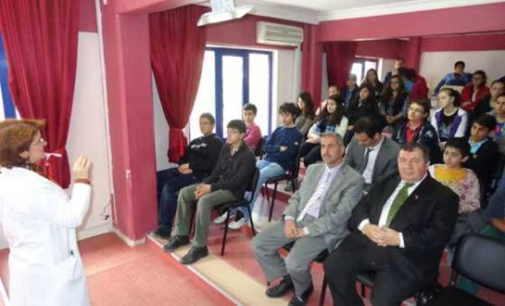 Çorlu Sağlık Koleji'ni Ziyaret Eden Okullar Meslekleri Tanıdılar