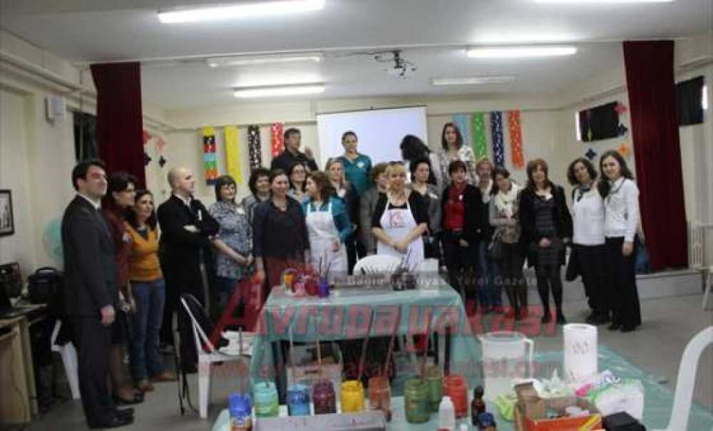 Çorlu Ksd Ve Cezzar Mustafa Ersin Ortaokulu`ndan Konuk Öğrencilere Ebru Etkinliği