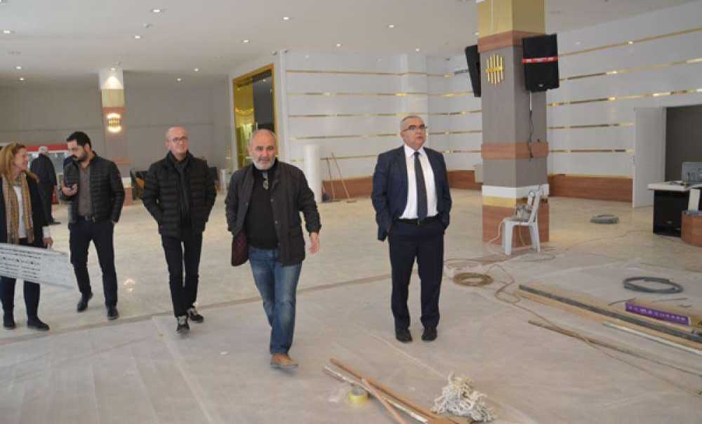 Başkan Baysan Tadilatı Süren Düğün Salonunu İnceledi