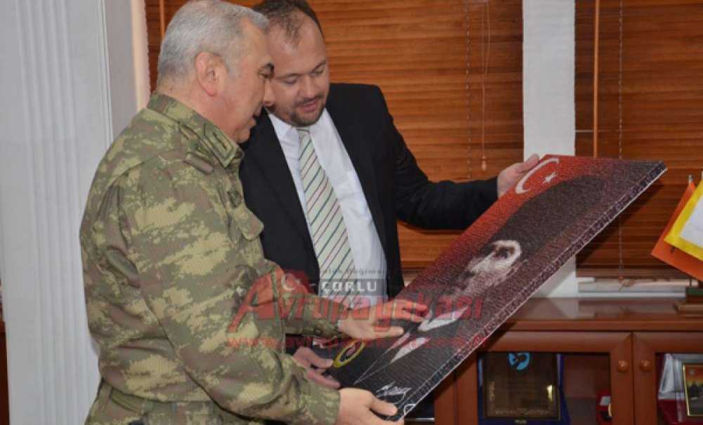 Çorlu Gazeteciler Derneği'nden 5. Kolordu Komutanı Alparslan'a Ziyaret