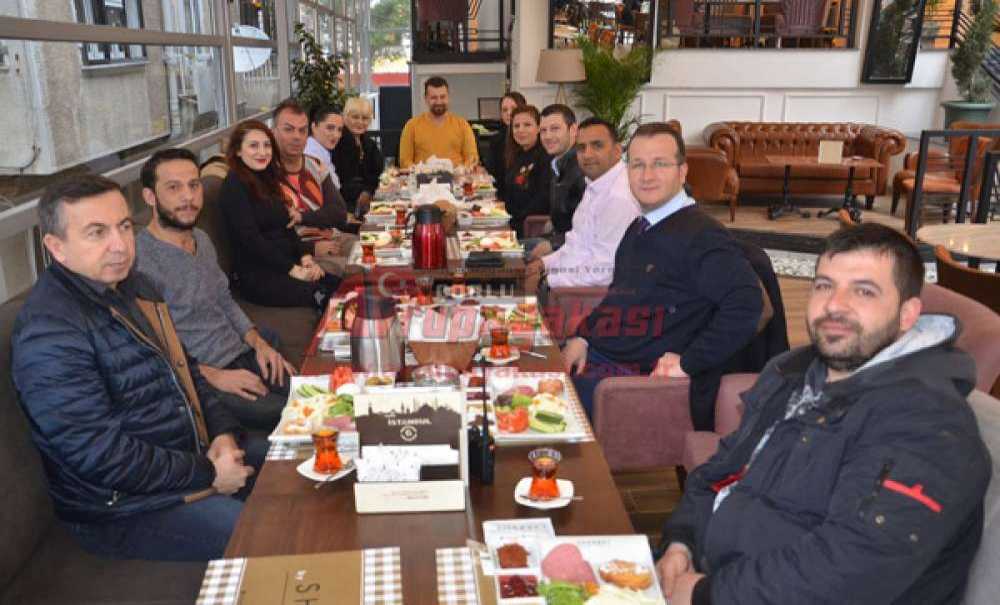 Sherbet Çorlulu Gazetecileri Konuk Etti