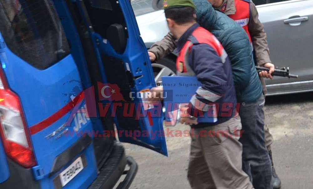 Sosyal Medyadan Cumhurbaşkanına Hakaret Eden Kadın Tutuklandı