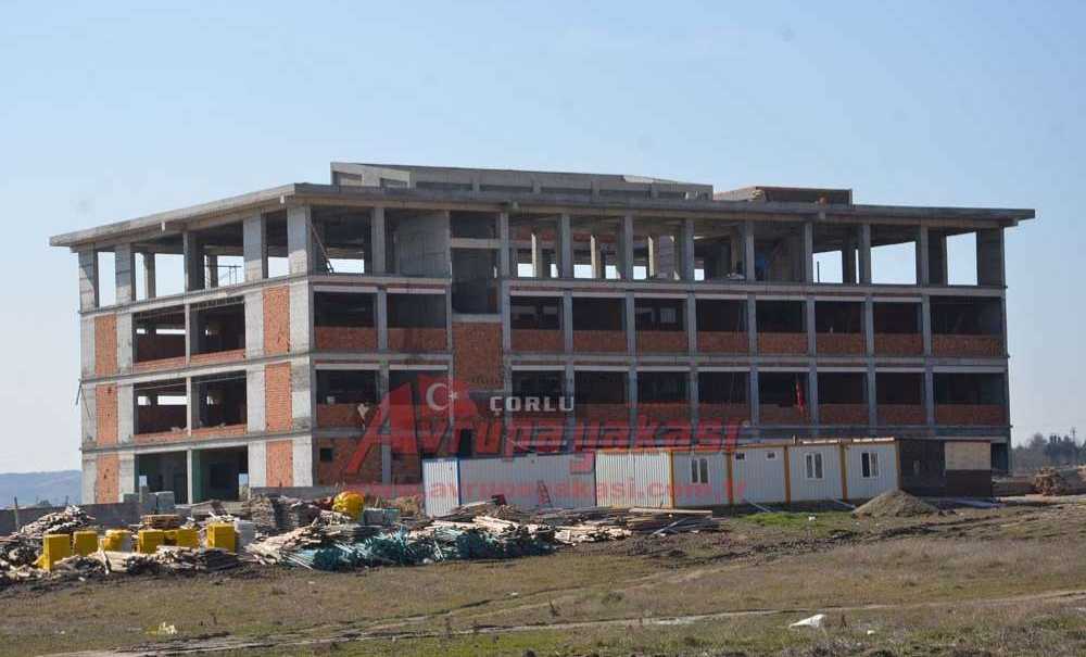 Çorlu Spor Lisesi'nin Yapımı Sürüyor