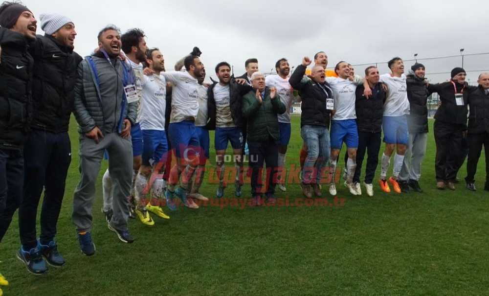 Küçük Şehrin Büyük Takımı