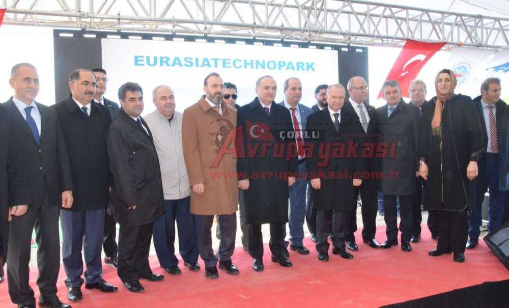 Bakan Özlü Çorlu Teknopark'ın Temelini Attı