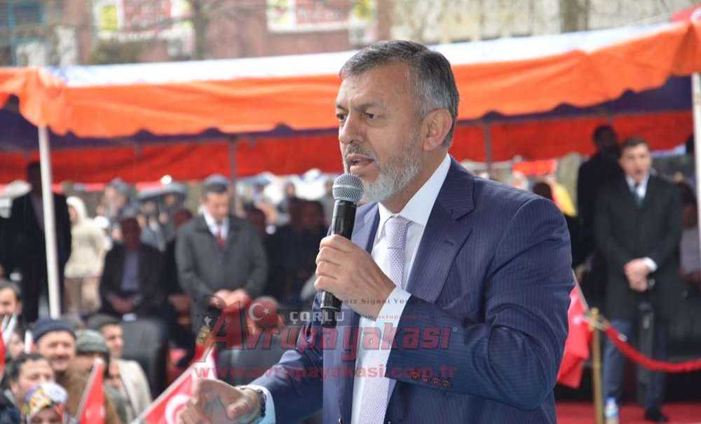 Ak Parti İstanbul Milletvekili Harun Karaca: “Türkiye'ye Güvenin Hepsi Vız Gelir Tırıs Gider”