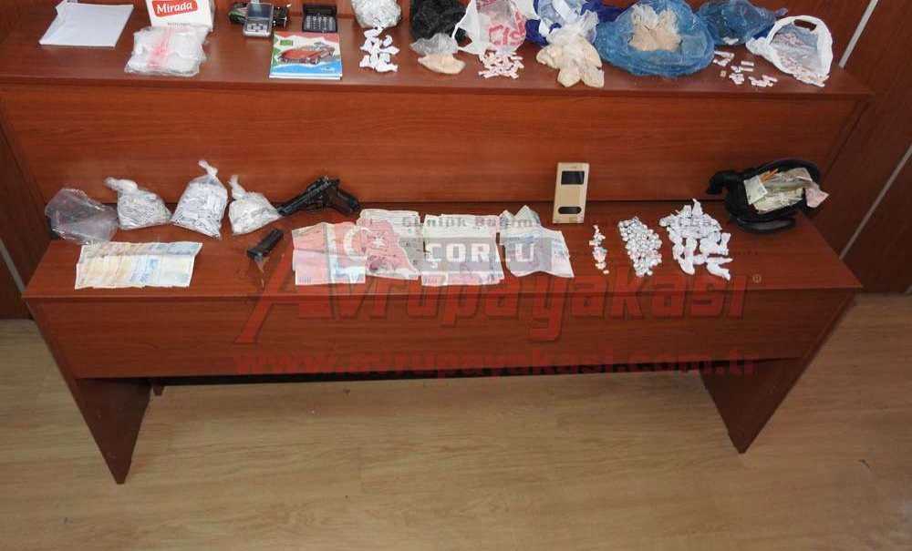 Çorlu'da Zehir Tacirlerine Operasyon