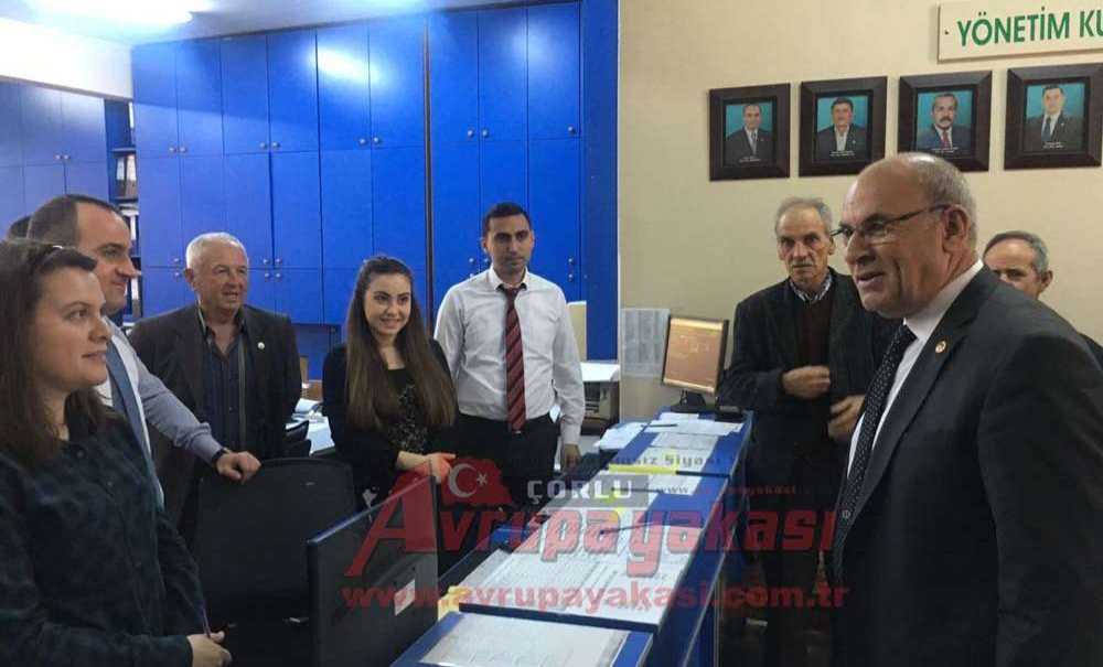 Ak Partili Akgün Evet İçin Çalışıyor