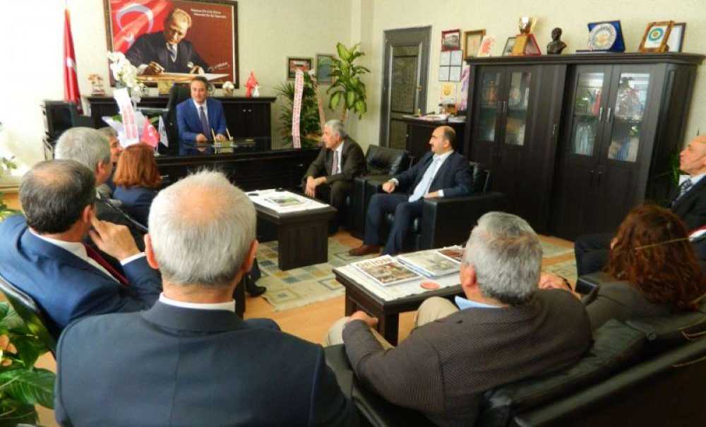 Okul Müdürlerinden Müdür Yılmaz'a Ziyaret