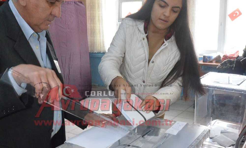 Çorlu'daki Bulgaristan Vatandaşları Sandık Başına Gitti