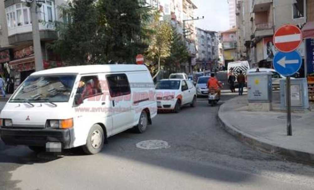 Kuralları Hiçe Sayıyorlar