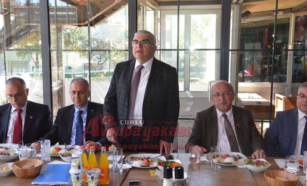 Tekirdağ Büyükşehir Belediye Başkanı Kadir Albayrak Çorlu Basını İle Bir Araya Geldi