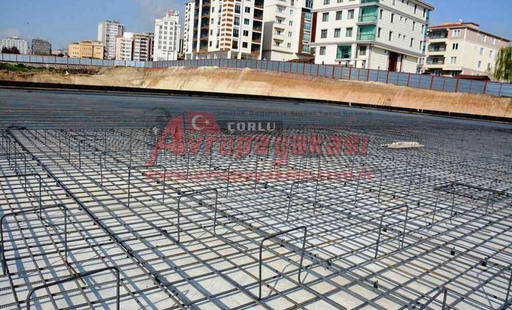 Başkan Albayrak Çorlu Kapalı Pazaryeri İnşaatını İnceledi