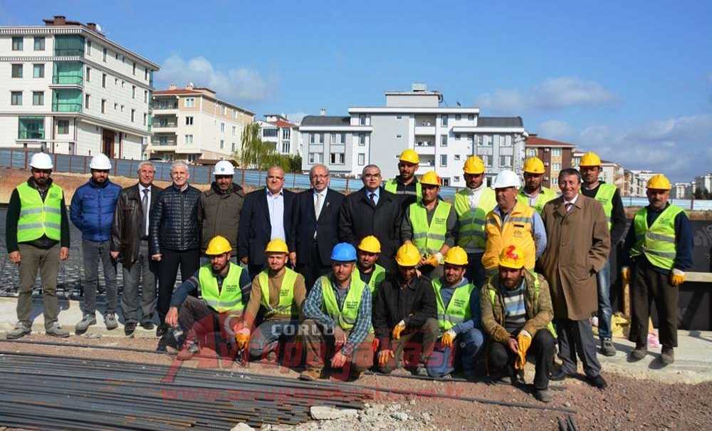 Başkan Albayrak Çorlu Kapalı Pazaryeri İnşaatını İnceledi