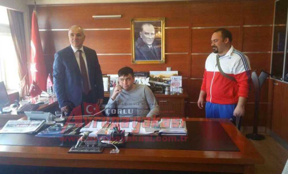 Otistik Çocuklardan Kaymakam Kılıç'a Ziyaret