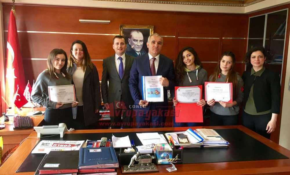 Çorlulu Öğrencilerin Tübitak Başarısı