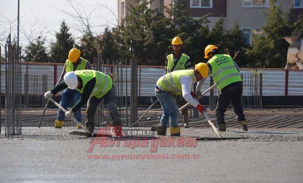 Atakent Kapalı Pazaryerine İlk Beton Döküldü