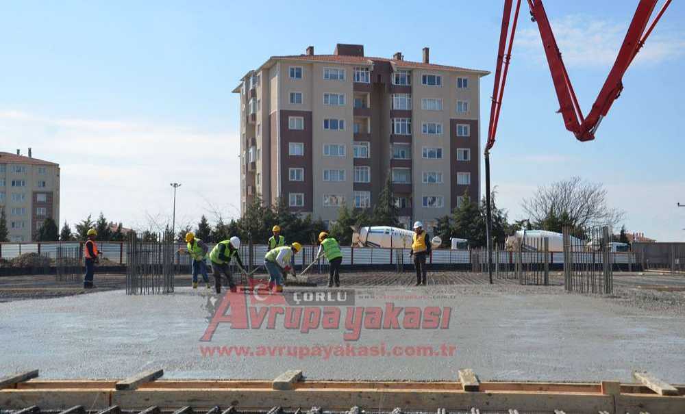 Atakent Kapalı Pazaryerine İlk Beton Döküldü