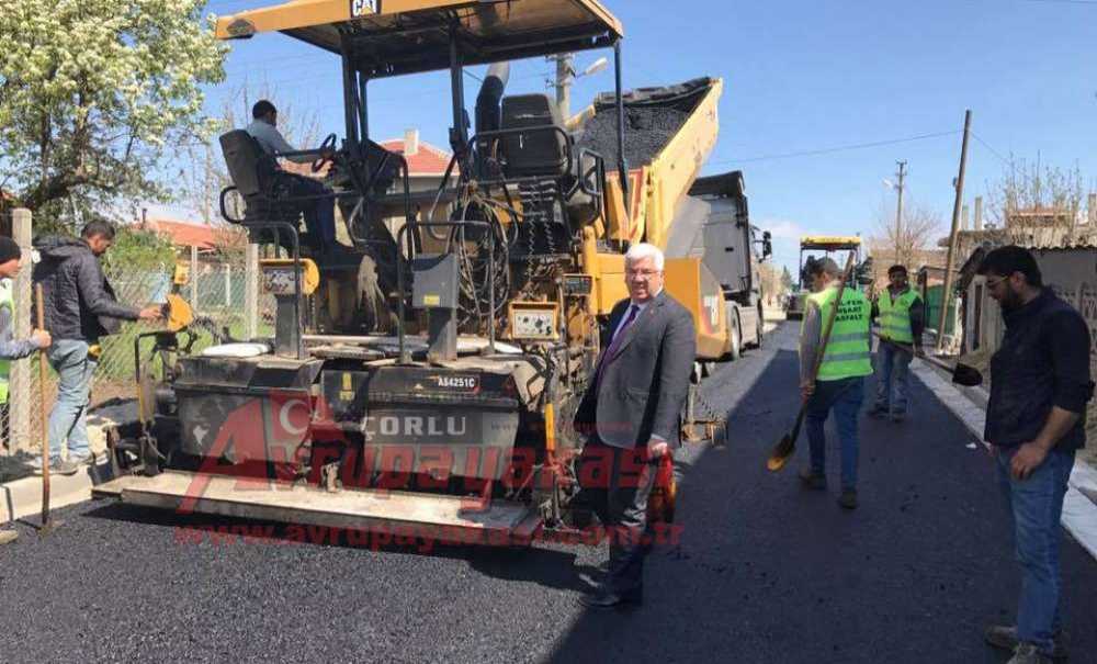 Başkan Yüksel Asfaltlama Çalışmalarını Yerinde İnceledi