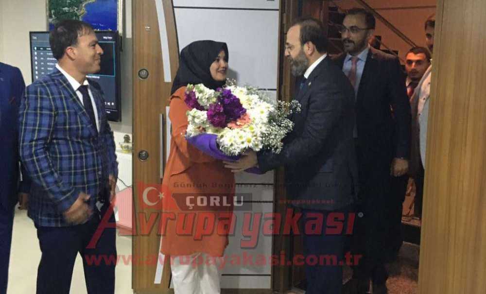 Ak Partiden Vanlılar Derneği'ne Ziyaret