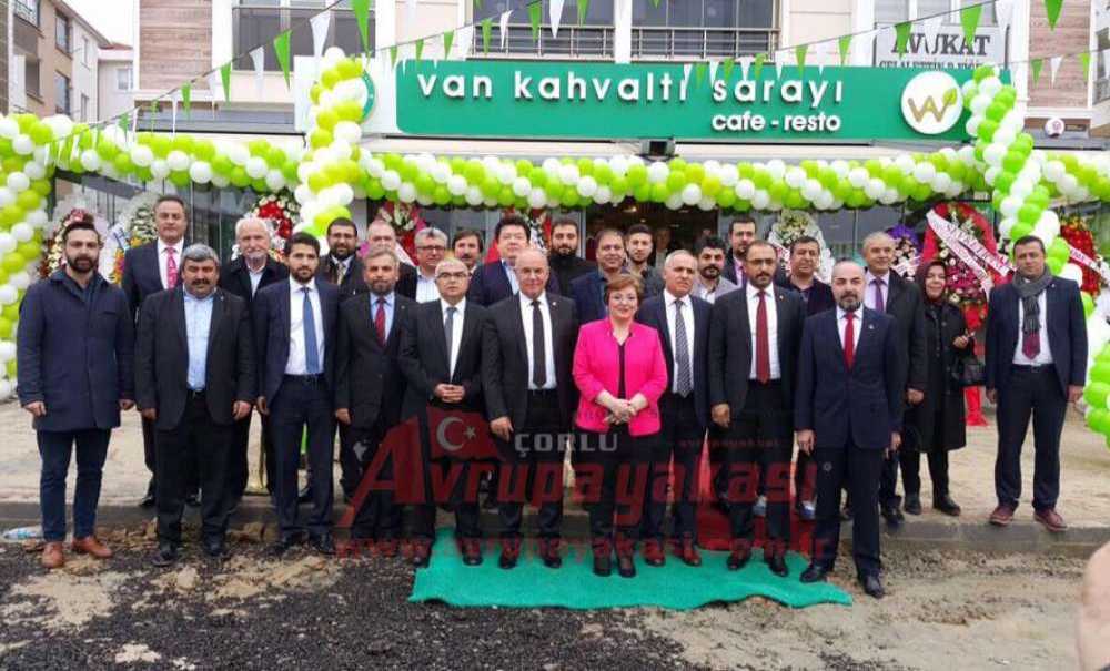 Van Kahvaltı Sarayı Açıldı