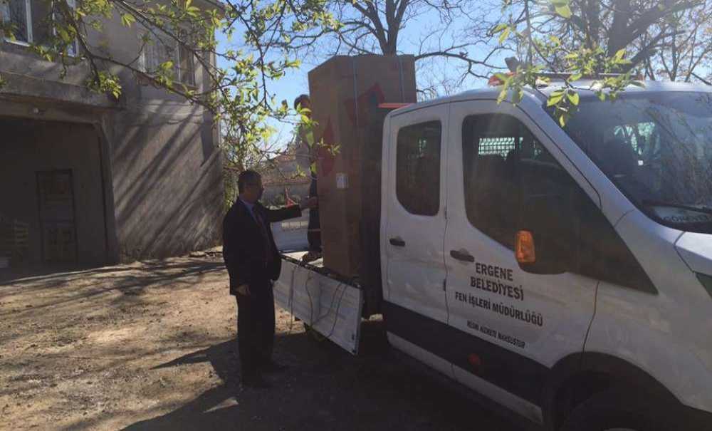 Ergene Belediyesi'nden Evi Yanan Yaşlı Çifte Yardım Eli