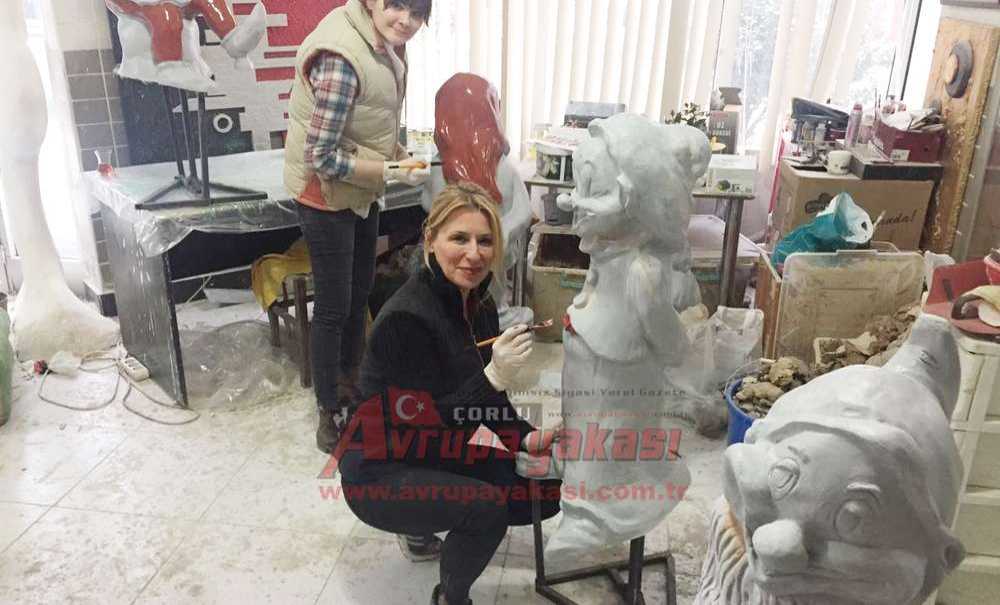 Atölye Sanatevi Sahibi Sanatçı Esra Coşkun “Çorlu'da Sanat Sokağı Olmalı”