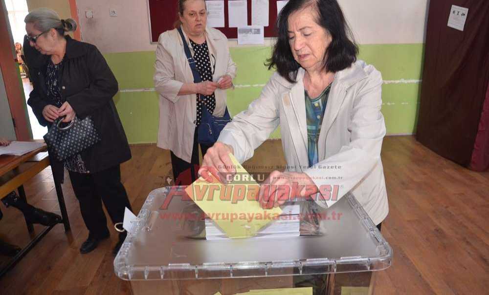 Türkiye Evet Çorlu Hayir Dedi