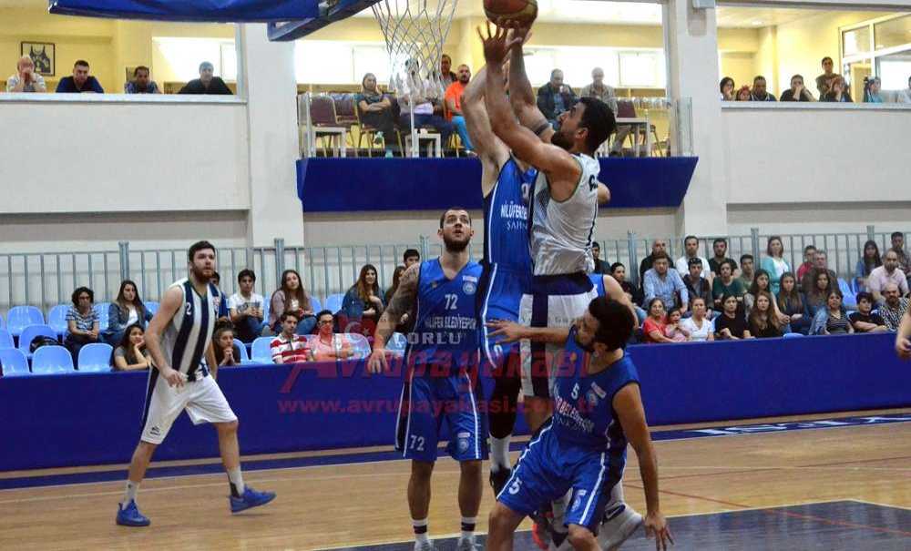 Çbsk Eleme Grubunu Lider Tamamladı