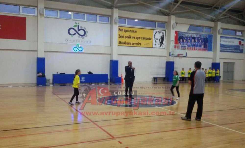 Okullar Arası Sokak Yarışmaları Başladı