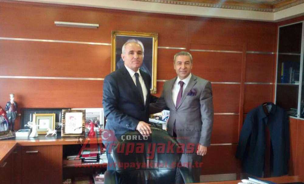 Çorlu Tapu Müdürü Hüseyin Erdoğan İçin Veda Yemeği Düzenlendi