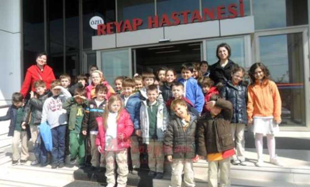 Öğrencilerden Sağlık Haftası Ziyareti