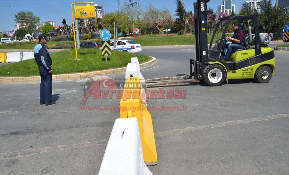 Kavşağa Beton Bariyer