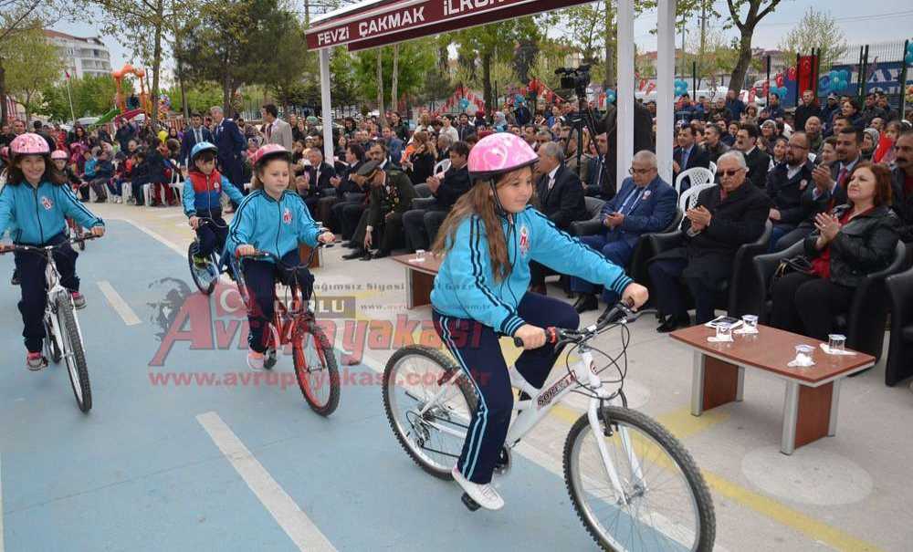 23 Nisan Coşkusu Fevzi Çakmak İlkokulu'nda Yaşandı