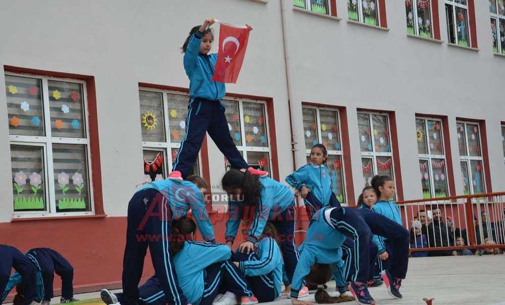 23 Nisan Coşkusu Fevzi Çakmak İlkokulu'nda Yaşandı