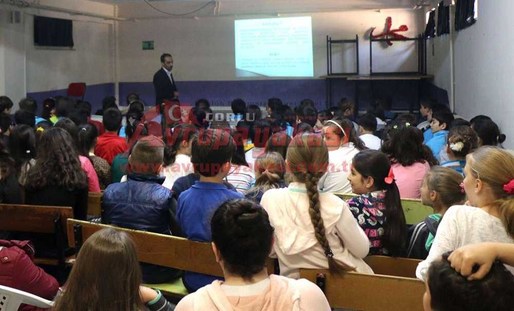 Öğrencilere Geri Dönüşüm Eğitimi