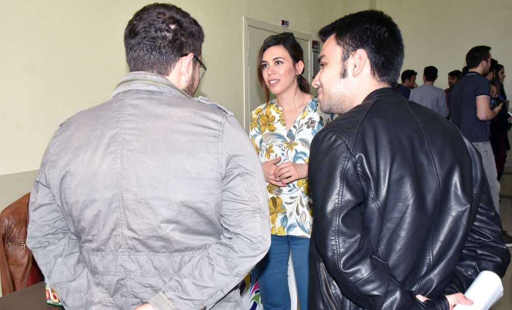 Kariyer Merkezi Kariyer Günlerinde Öğrencilerle Buluştu