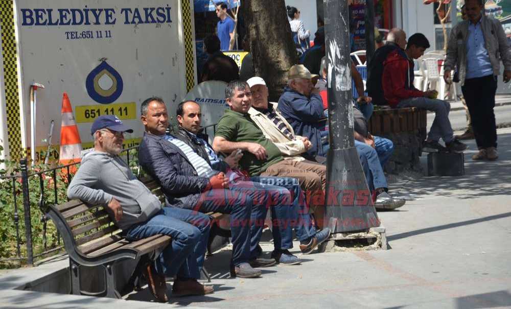 Güneşi Gören Kendini Dışarı Attı