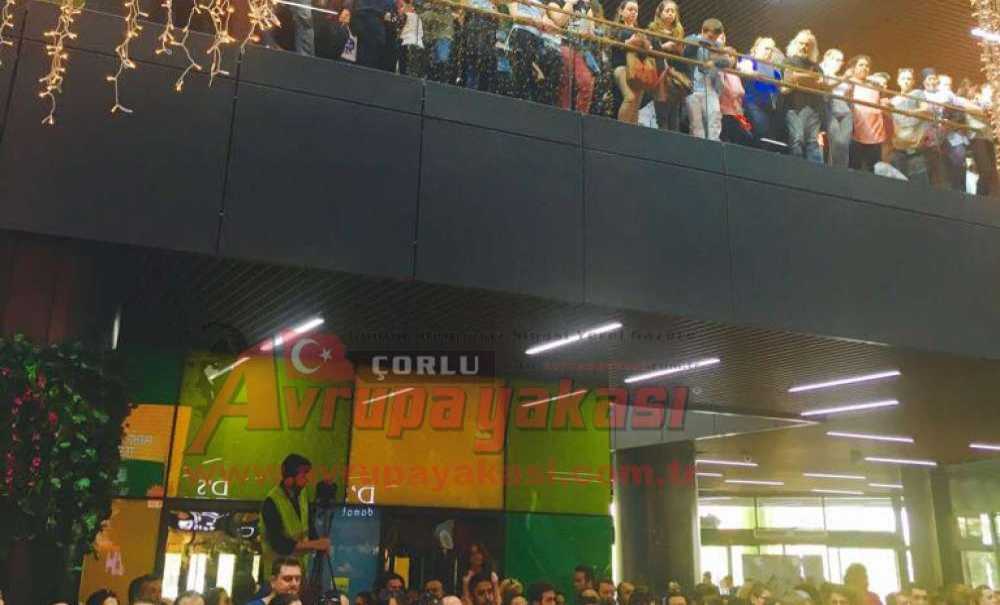 Trend Arena 1.yaşını Harun Kolçak Konseri Ile Kutladı