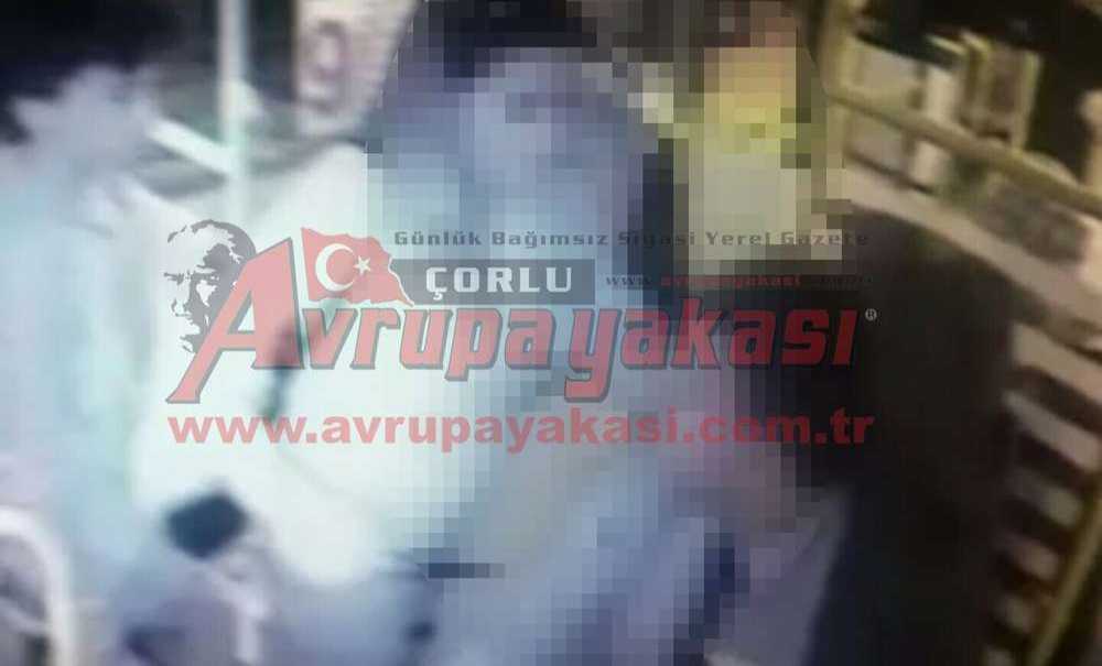 Yolcu Şoförü Bıçakladı