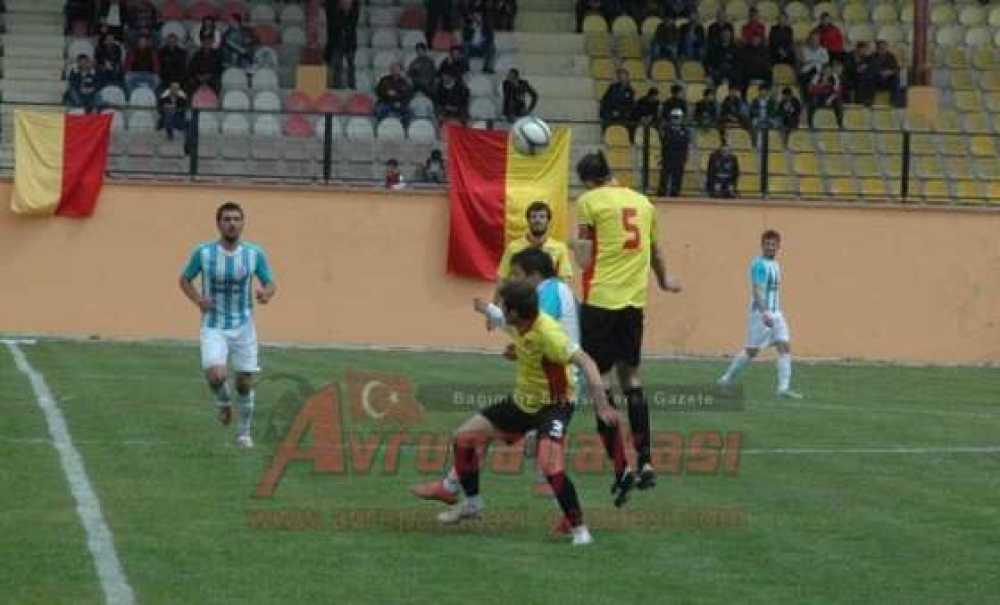 Çorluspor Kümede Kaldı