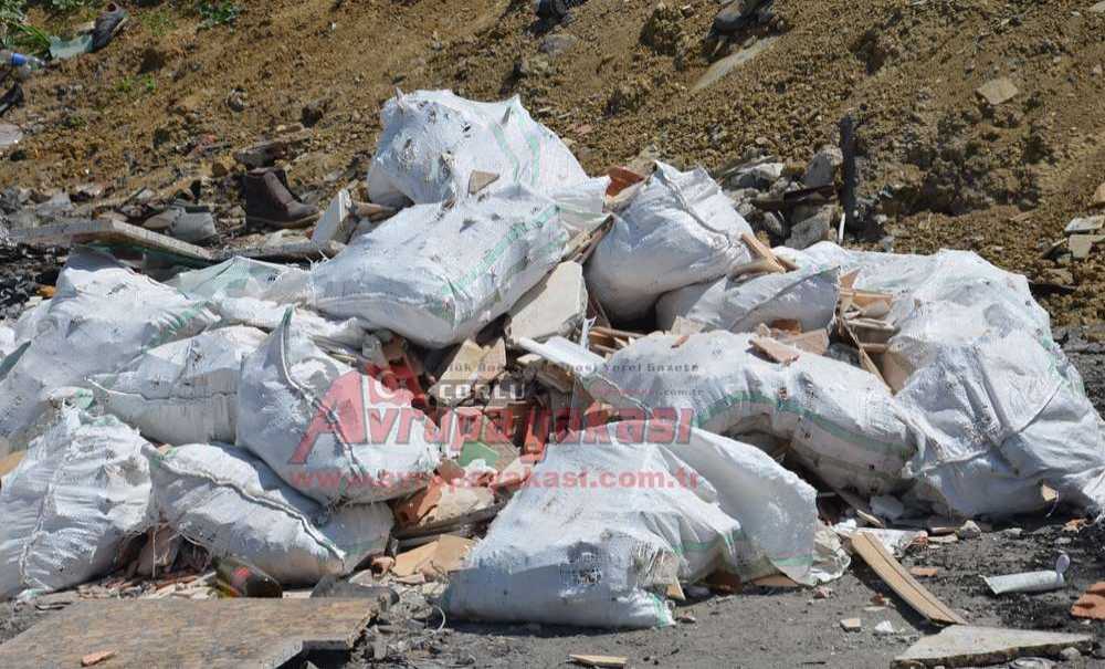 Yine Aynı Yer Yine Aynı Görüntü