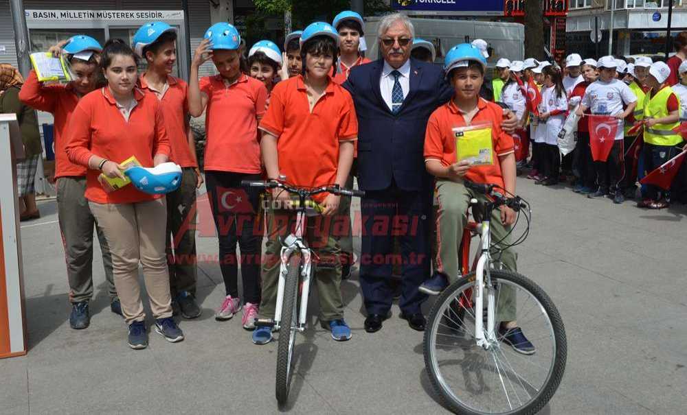 Trafik Haftasına Görkemli Kutlama