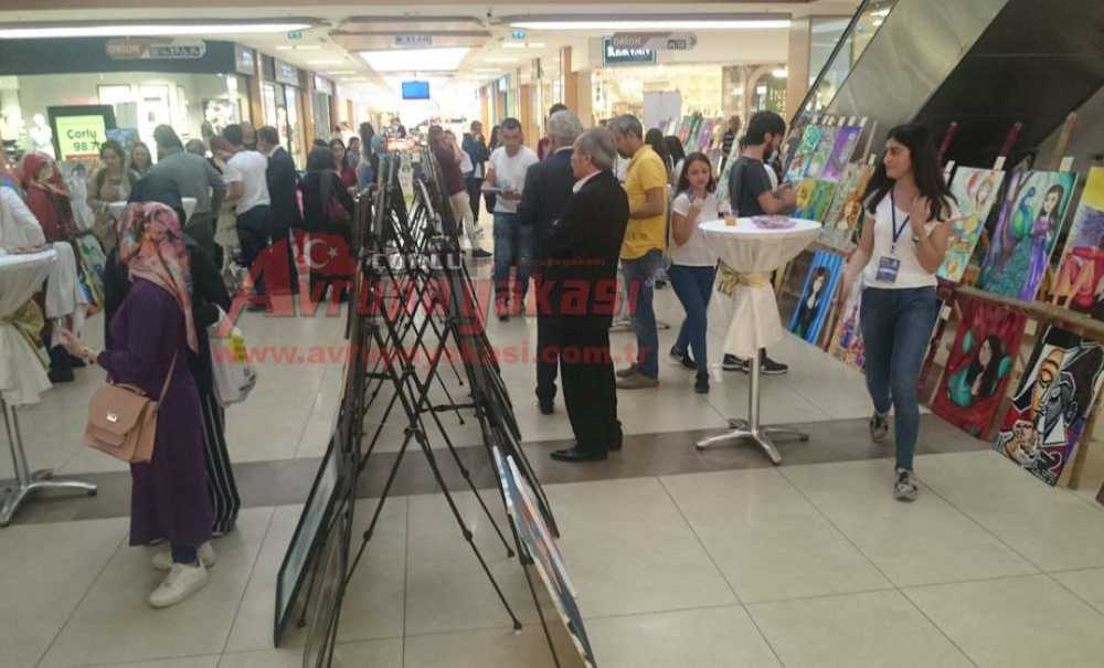 Mimar Sinan Anadolu Lisesi Öğrencilerinden Resim Sergisi